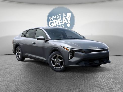 New 2026 Kia K4 FWD image 8