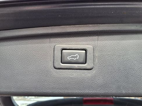 Used 2018 Subaru Outback 2.5i Limited image 29