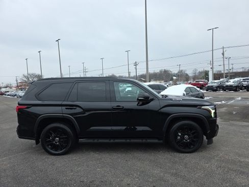 Certified 2024 Toyota Sequoia Limited image 4