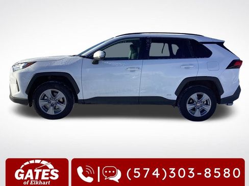 Used 2025 Toyota RAV4 XLE image 6