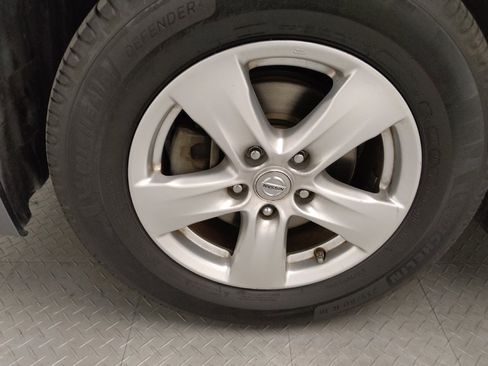 Used 2015 Nissan Quest SV image 31