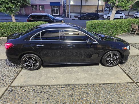 Used 2019 Mercedes-Benz A 220 image 4