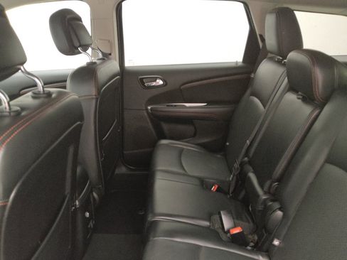 Used 2019 Dodge Journey GT image 18