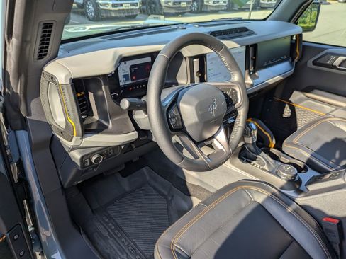 Used 2021 Ford Bronco Badlands AWD/4WD image 15