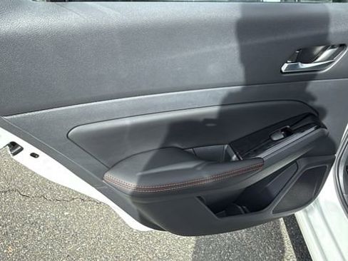 New 2025 Nissan Altima 2.5 SR image 13