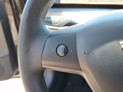 Used 2020 Tesla Model 3 Standard Range Plus RWD image 17