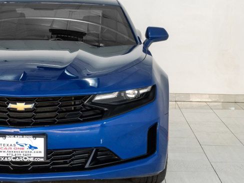 Used 2021 Chevrolet Camaro LT w/ Technology Package RWD image 41