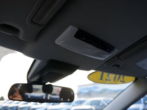Used 2021 Nissan Kicks S FWD image 29