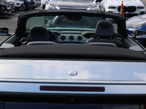 Used 2021 Ford Mustang Premium RWD image 8