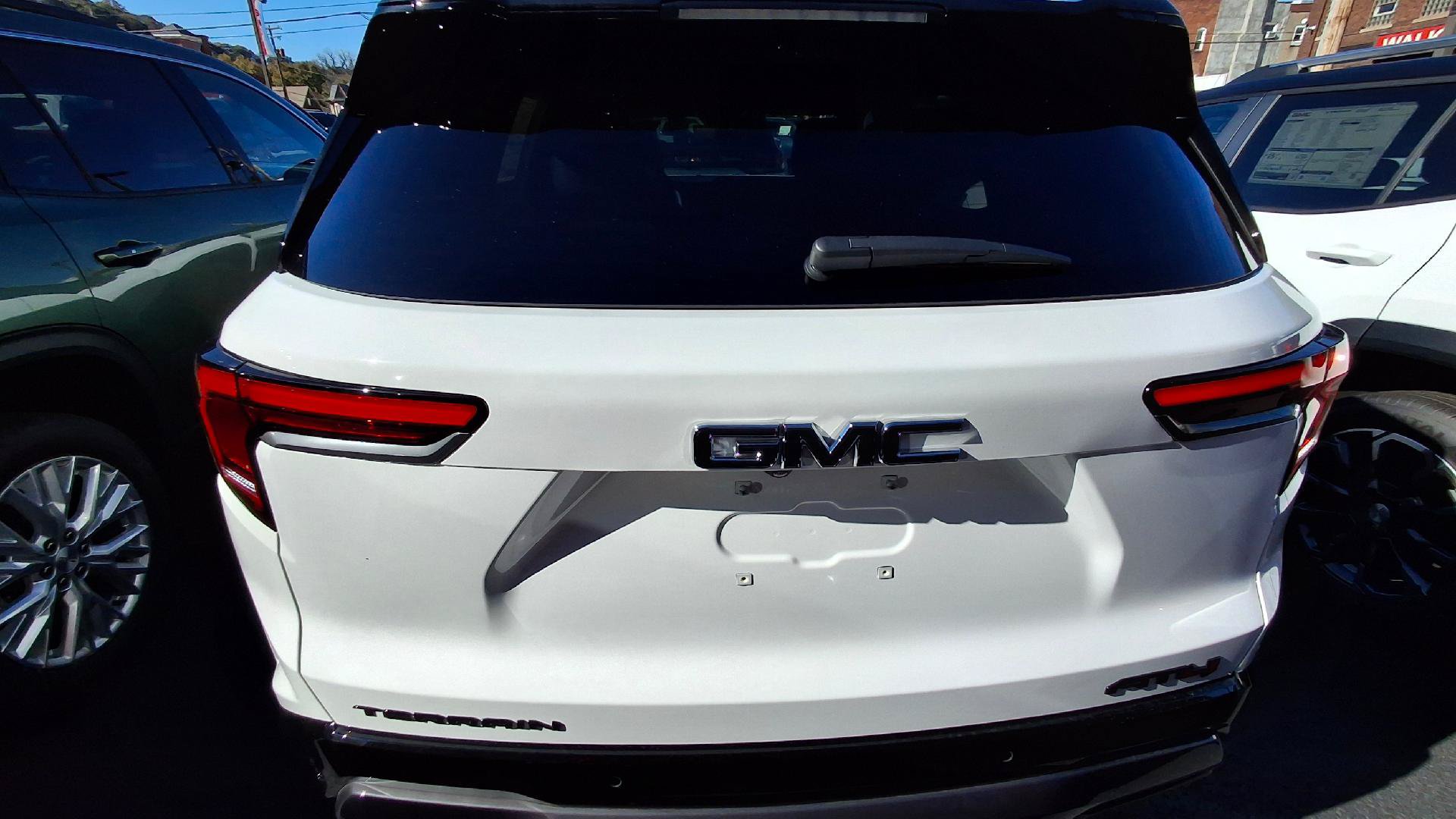 New 2027 GMC Terrain AT4 w/ Convenience Package III AWD/4WD image 3