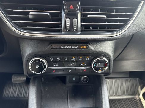 Used 2020 Ford Escape SEL AWD/4WD image 23
