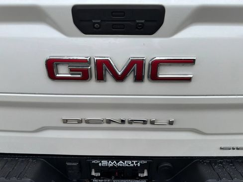 Used 2020 GMC Sierra 1500 Denali w/ Denali Ultimate Package AWD/4WD image 17