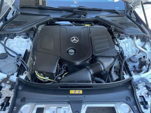 Used 2024 Mercedes-Benz E 350 4MATIC Sedan image 24