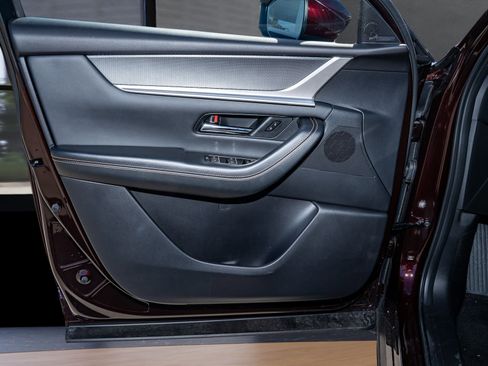 Used 2025 MAZDA CX-90 3.3 Turbo S w/ Premium Package image 12