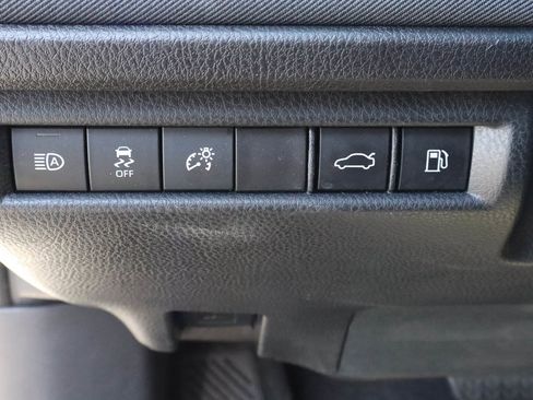 Used 2025 Toyota Camry LE image 15