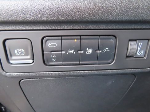 Used 2024 GMC Hummer EV 2X w/ Extreme Off-Road Package image 36