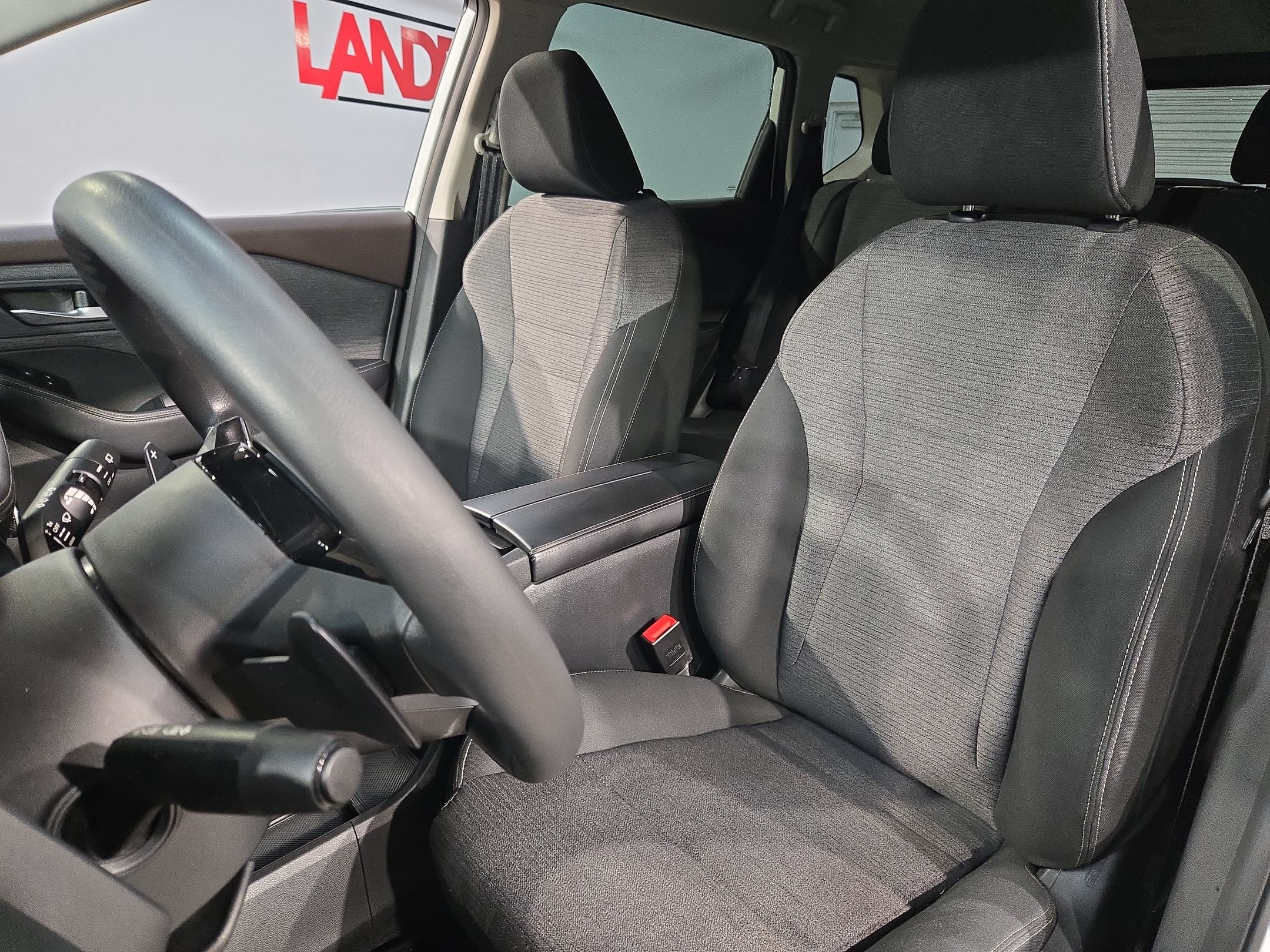 Used 2023 Nissan Rogue SV FWD image 24