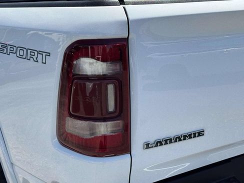 Used 2021 RAM 1500 Laramie w/ Sport Appearance Package AWD/4WD image 10