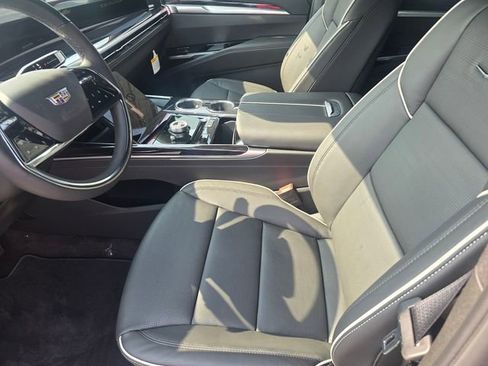 New 2026 Cadillac Escalade Sport AWD/4WD image 21