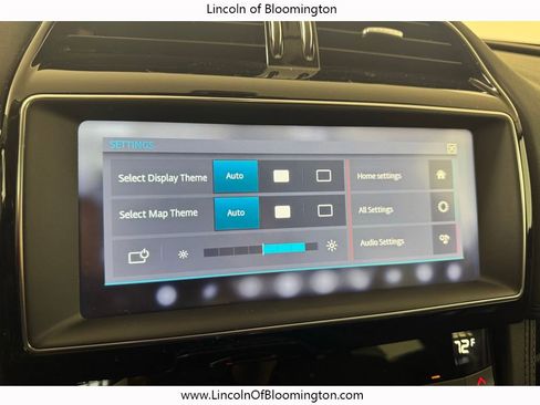 Used 2019 Jaguar F-PACE Prestige image 48