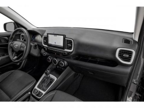 Used 2023 Hyundai Venue Limited image 14