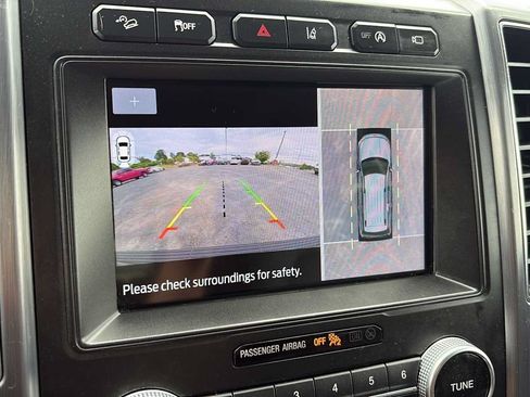 Used 2021 Ford Expedition Max Platinum AWD/4WD image 17