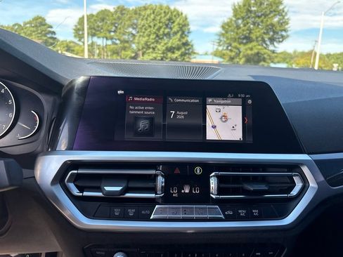 Used 2020 BMW 330i Sedan w/ Convenience Package RWD image 25