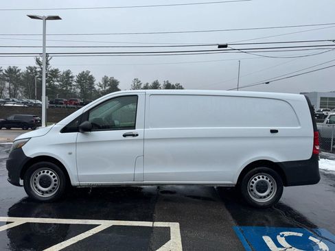 Used 2022 Mercedes-Benz Metris Long w/135  WB Van 3D image 4