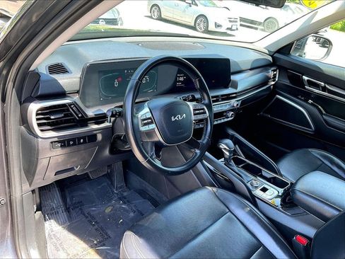 Used 2023 Kia Telluride LX AWD/4WD image 8