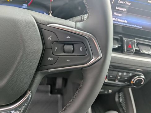 New 2026 Chevrolet TrailBlazer LT w/ LT Cold Weather Package FWD image 16