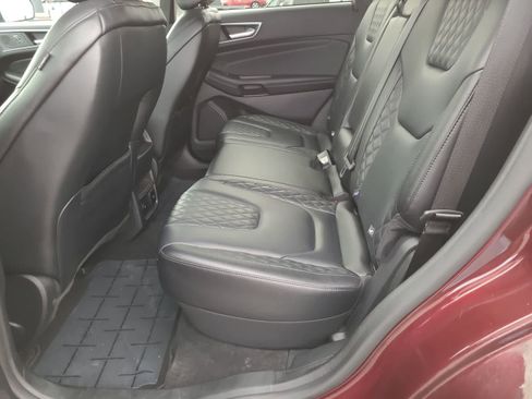 Used 2024 Ford Edge Titanium image 21