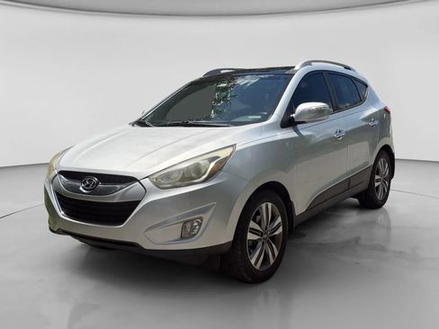 Used 2015 Hyundai Tucson Limited w/ Option Group 03 FWD image 1