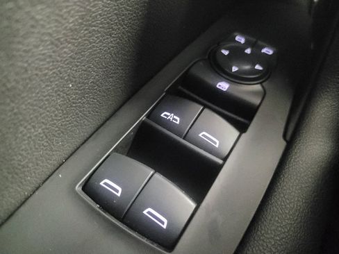 Used 2021 Chevrolet Blazer RS w/ Enhanced Convenience Package FWD image 27