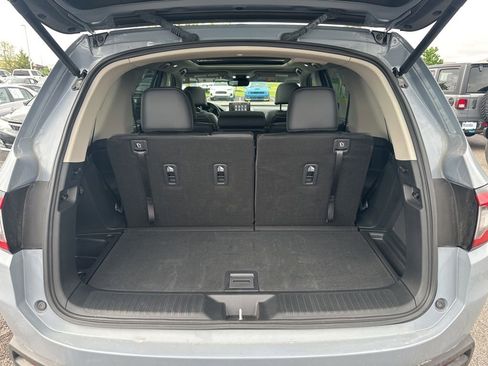 Used 2023 Honda Pilot Elite image 13