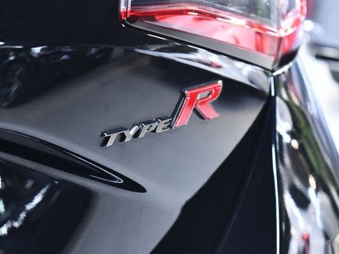 Used 2025 Honda Civic Type R image 9