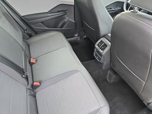 Used 2024 Volkswagen Taos SE image 13