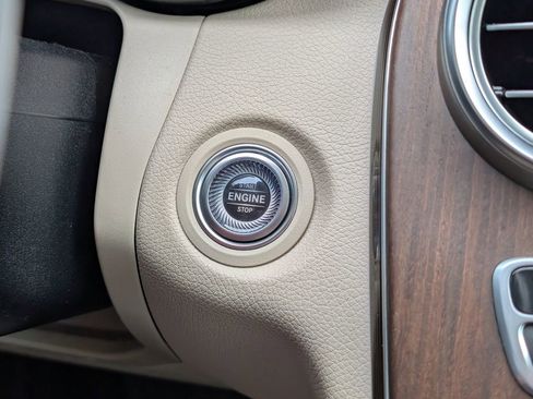 Certified 2021 Mercedes-Benz C 300 4MATIC Sedan image 21