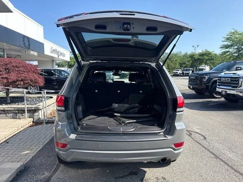 Used 2022 Jeep Grand Cherokee Laredo X AWD/4WD image 22