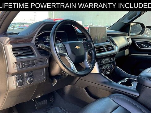 Used 2023 Chevrolet Suburban LT AWD/4WD image 17