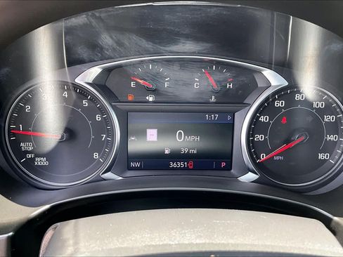 Used 2022 GMC Terrain SLT w/ Infotainment Package II FWD image 25