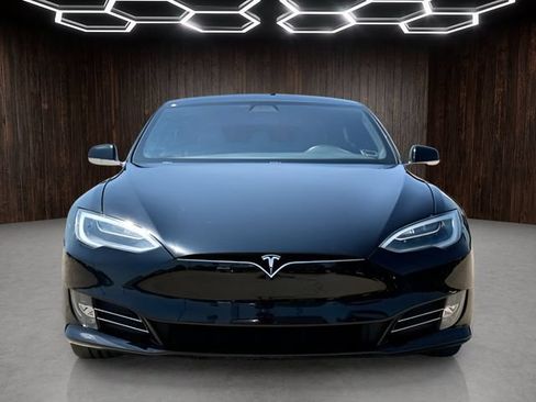 Used 2016 Tesla Model S 60 RWD image 3