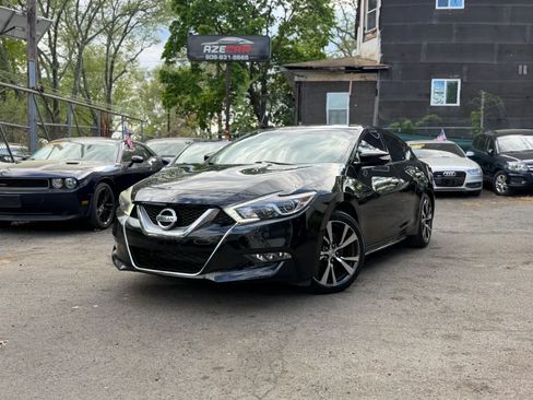 Used 2017 Nissan Maxima 3.5 SV FWD image 4