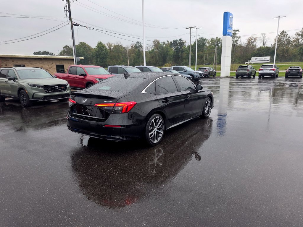 Certified 2024 Honda Civic Touring image 3