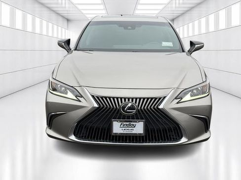 Certified 2021 Lexus ES 250 w/ Premium Package image 2