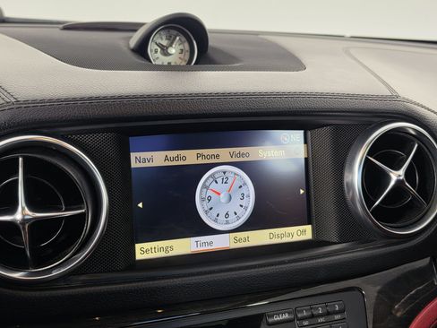 Used 2013 Mercedes-Benz SL 550 image 14