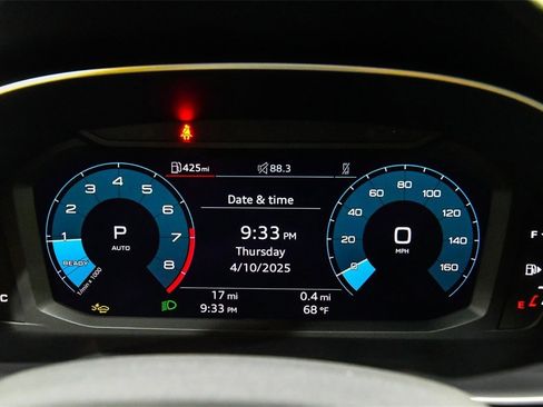 Certified 2025 Audi Q3 2.0T Premium Plus w/ Premium Plus Package image 22