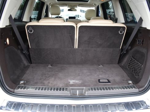 Used 2018 Mercedes-Benz GLS 450 4MATIC w/ Premium Package image 55