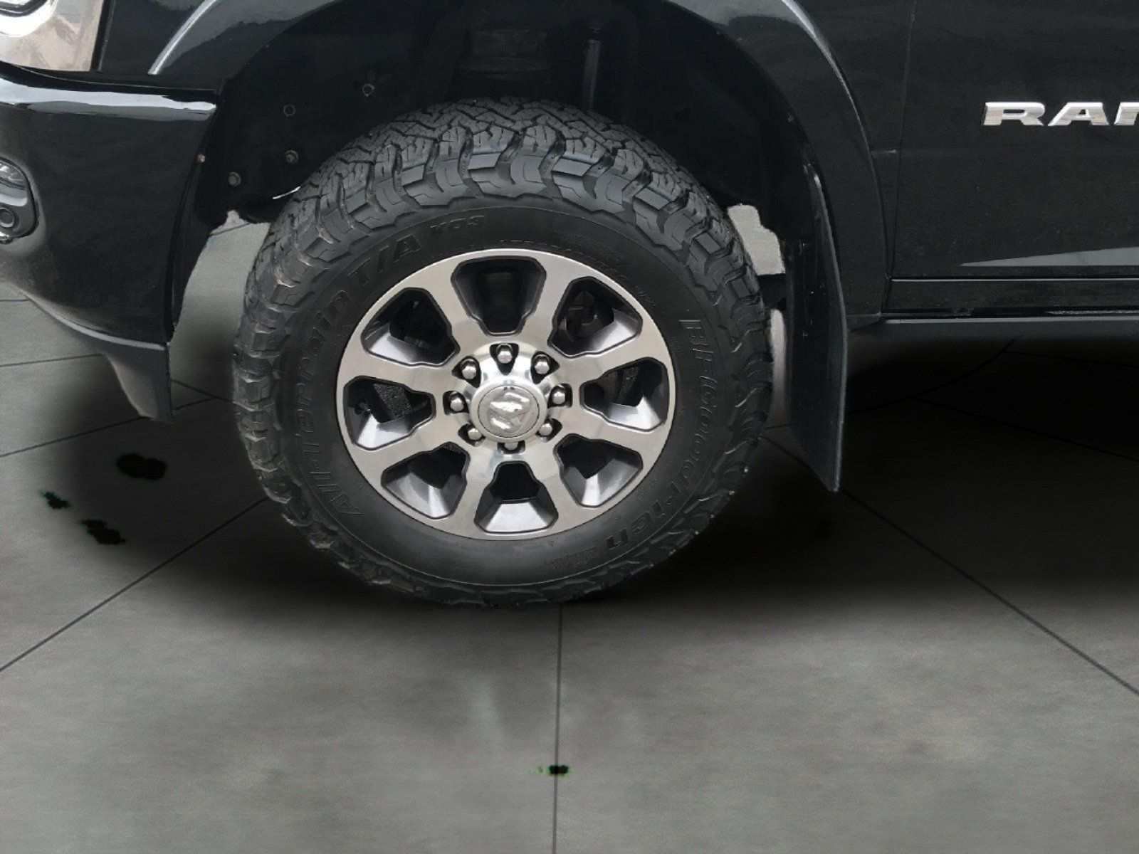 Used 2021 RAM 2500 Limited AWD/4WD image 2