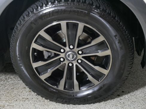 Used 2017 Nissan Armada Platinum w/ Captain Seat Package AWD/4WD image 15