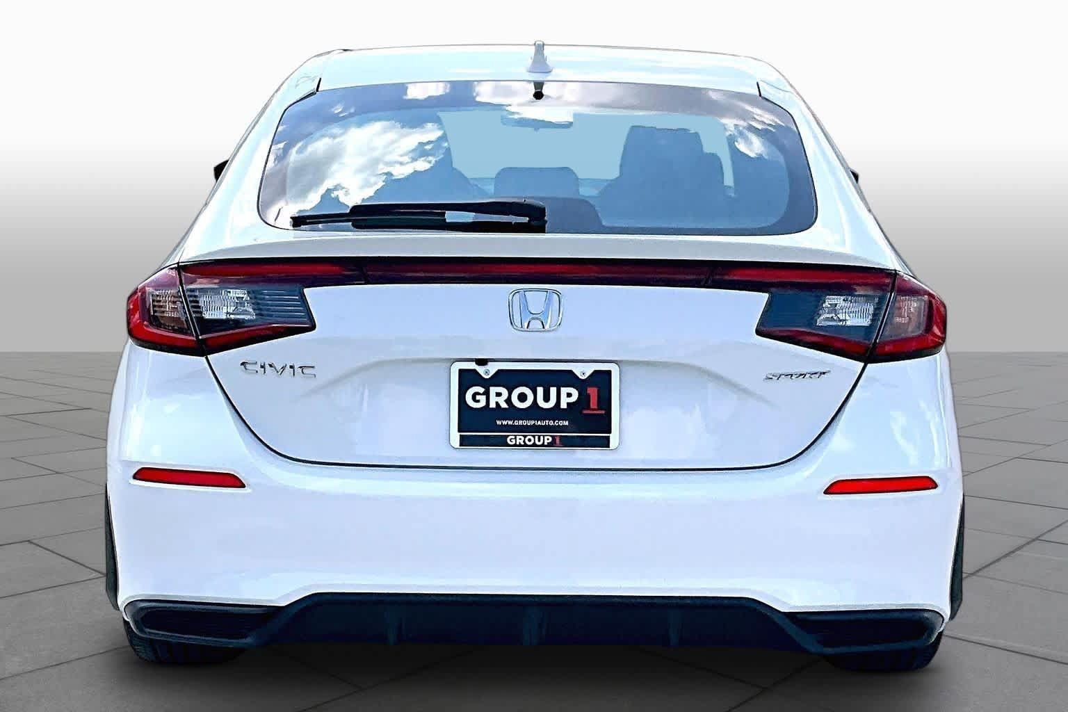 Used 2025 Honda Civic Sport image 5